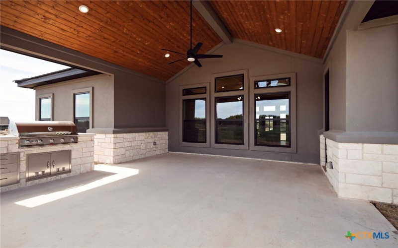 212 Saddle Springs Drive, Georgetown, TX 78633, 4 Bedrooms Bedrooms, ,3 BathroomsBathrooms,Residential,For Sale,212 Saddle Springs Drive,0,557196
