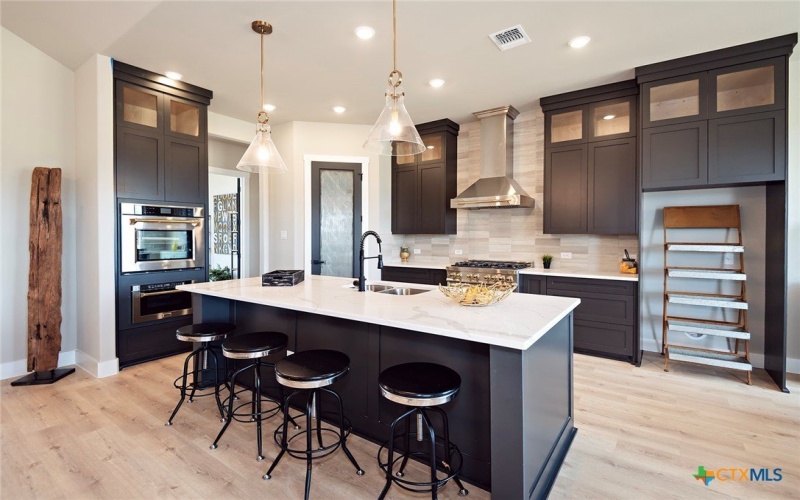 212 Saddle Springs Drive, Georgetown, TX 78633, 4 Bedrooms Bedrooms, ,3 BathroomsBathrooms,Residential,For Sale,212 Saddle Springs Drive,0,557196