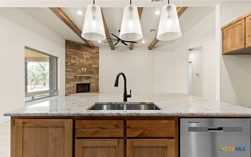 4231 Cold Springs Drive, Kempner, TX 76539, 4 Bedrooms Bedrooms, ,3 BathroomsBathrooms,Residential,For Sale,4231 Cold Springs Drive,558009