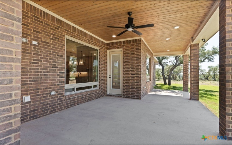 4231 Cold Springs Drive, Kempner, TX 76539, 4 Bedrooms Bedrooms, ,3 BathroomsBathrooms,Residential,For Sale,4231 Cold Springs Drive,558009
