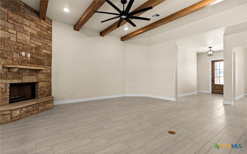 4231 Cold Springs Drive, Kempner, TX 76539, 4 Bedrooms Bedrooms, ,3 BathroomsBathrooms,Residential,For Sale,4231 Cold Springs Drive,558009
