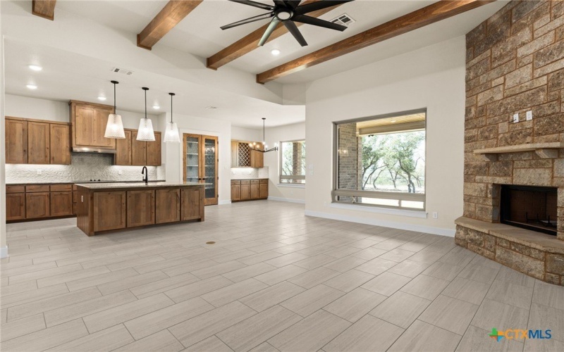 4231 Cold Springs Drive, Kempner, TX 76539, 4 Bedrooms Bedrooms, ,3 BathroomsBathrooms,Residential,For Sale,4231 Cold Springs Drive,558009