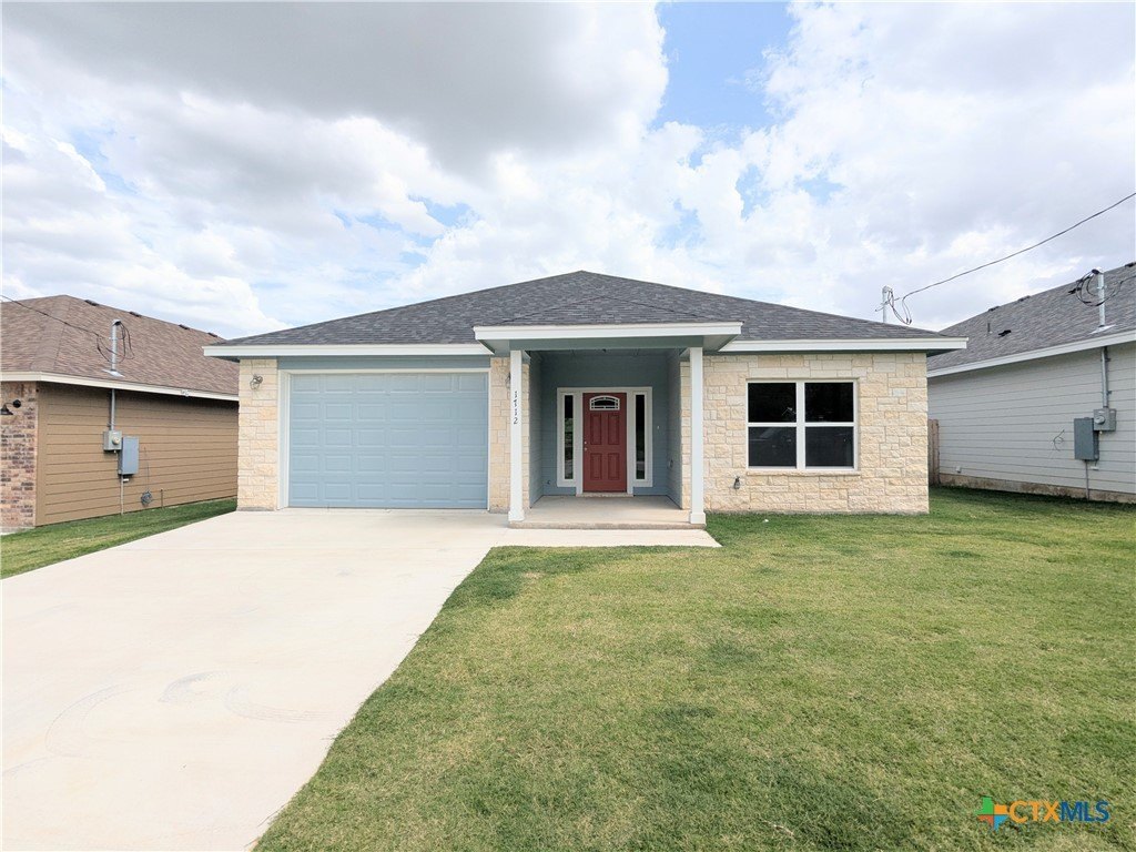 1712 E Avenue G, Lampasas, TX 76550, 3 Bedrooms Bedrooms, ,2 BathroomsBathrooms,Residential,For Sale,1712 E Avenue G,558573