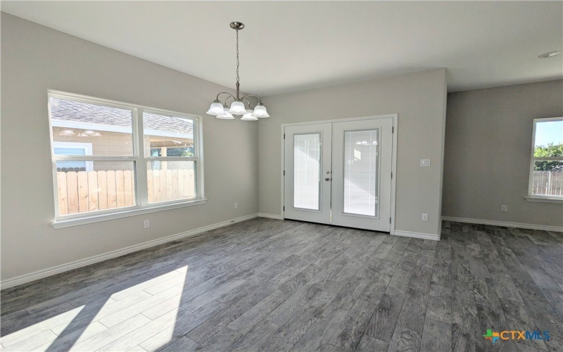 1712 E Avenue G, Lampasas, TX 76550, 3 Bedrooms Bedrooms, ,2 BathroomsBathrooms,Residential,For Sale,1712 E Avenue G,558573