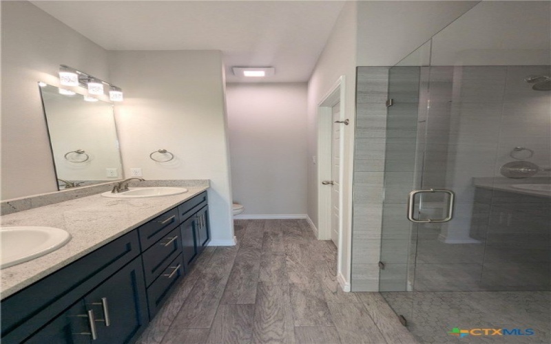 1712 E Avenue G, Lampasas, TX 76550, 3 Bedrooms Bedrooms, ,2 BathroomsBathrooms,Residential,For Sale,1712 E Avenue G,558573