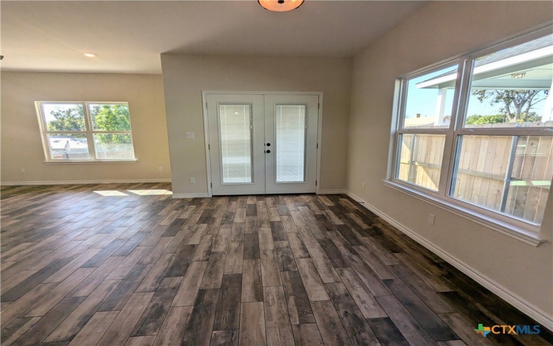 1714 E Avenue G, Lampasas, TX 76550, 3 Bedrooms Bedrooms, ,2 BathroomsBathrooms,Residential,For Sale,1714 E Avenue G,558576