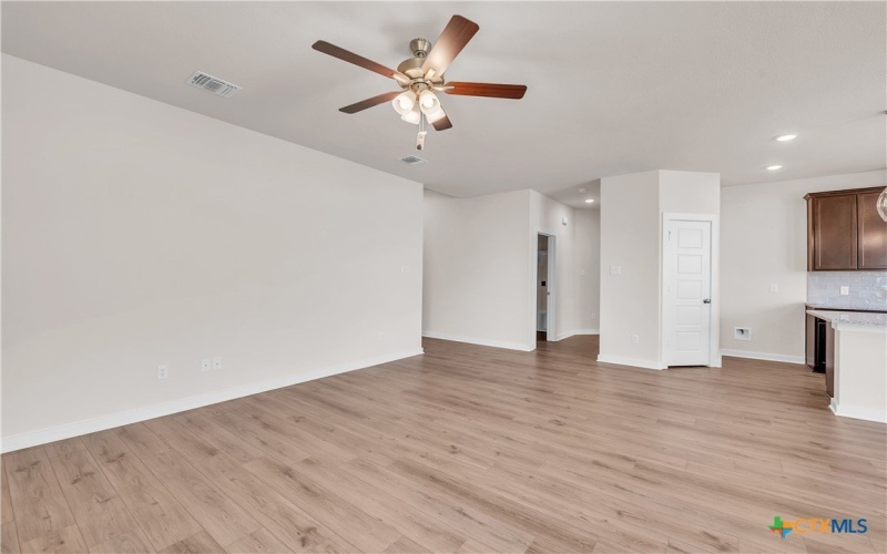 262 Wind Ridge Drive, Copperas Cove, TX 76522, 3 Bedrooms Bedrooms, ,2 BathroomsBathrooms,Residential,For Sale,262 Wind Ridge Drive,559077