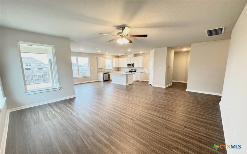 1529 Hillside Drive, Temple, TX 76502, 3 Bedrooms Bedrooms, ,2 BathroomsBathrooms,Residential,For Sale,1529 Hillside Drive,559102