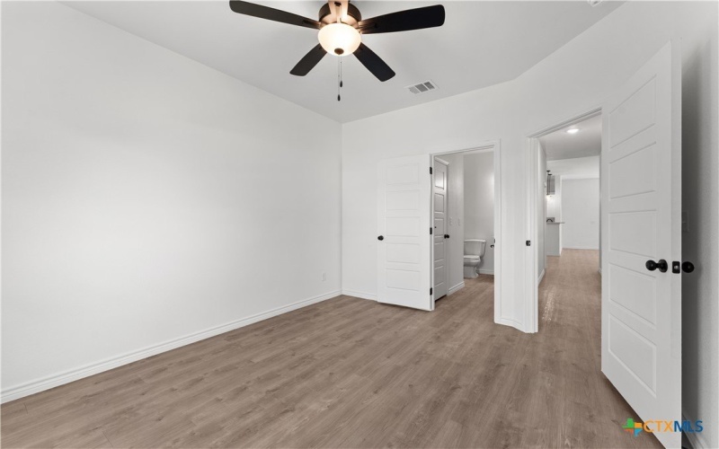 921 Ashwood Drive, Harker Heights, TX 76548, 6 Bedrooms Bedrooms, ,5 BathroomsBathrooms,Residential Multi Family,For Sale,921 Ashwood Drive,0,559483