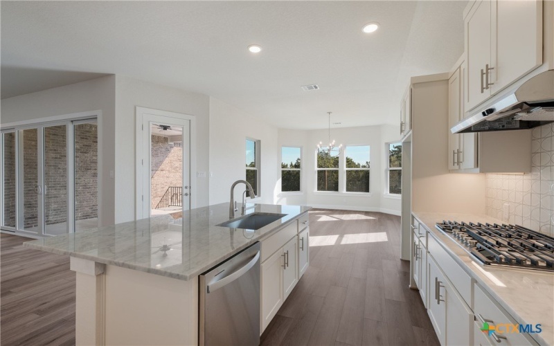 1182 Catnip Trail, New Braunfels, TX 78132, 4 Habitaciones Habitaciones , ,3 BañosBaños,Residential,En Venta,1182 Catnip Trail,560005
