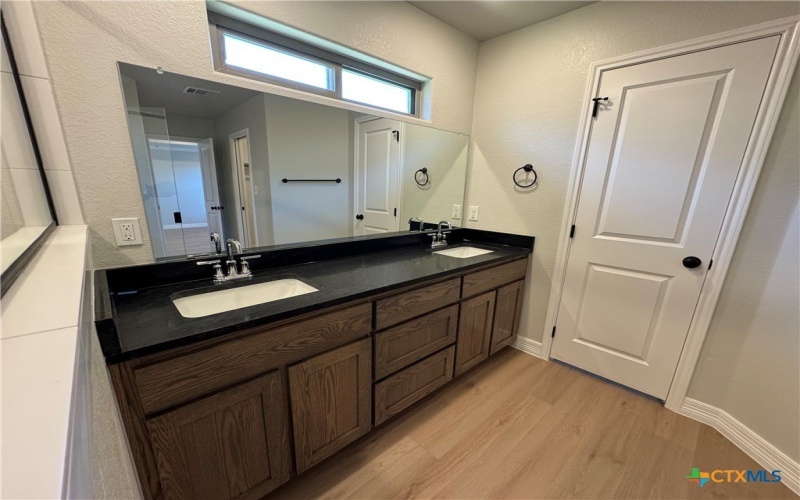 4725 Allison Drive, Belton, TX 76513, 4 Habitaciones Habitaciones , ,2 BañosBaños,Residential,En Venta,4725 Allison Drive,562511