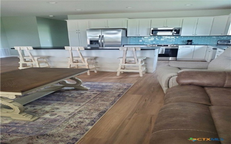 1201 W HOUSTON Avenue, Seadrift, TX 77983, 3 Habitaciones Habitaciones , ,2 BañosBaños,Residential,En Venta,1201 W HOUSTON Avenue,562752