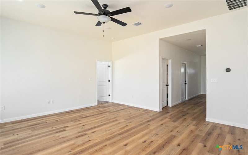 3215 Llano Alto Circle, Temple, TX 76504, 4 Habitaciones Habitaciones , ,2 BañosBaños,Residential,En Venta,3215 Llano Alto Circle,563426