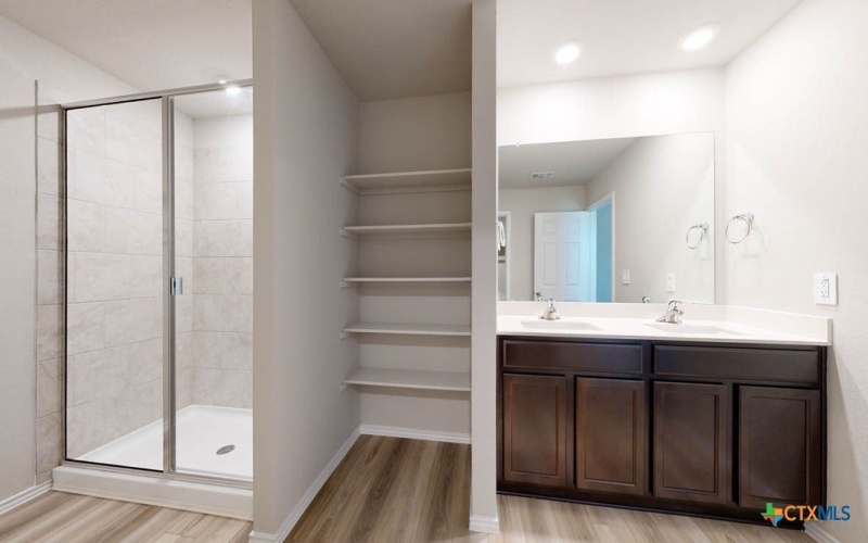1355 Brookfield Street, Temple, TX 76504, 4 Habitaciones Habitaciones , ,2 BañosBaños,Residential,En Venta,1355 Brookfield Street,563785