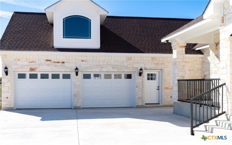 1000 Black Ankle Road, Lockhart, TX 78644, 4 Habitaciones Habitaciones , ,3 BañosBaños,Residential,En Venta,1000 Black Ankle Road,564065