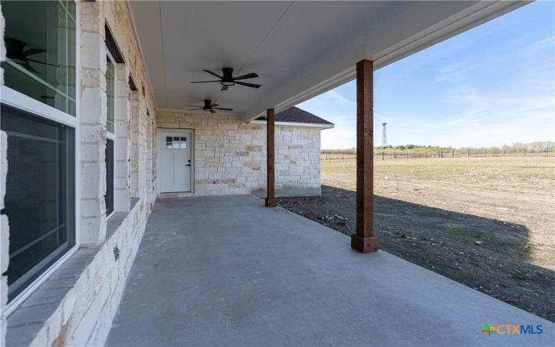 1000 Black Ankle Road, Lockhart, TX 78644, 4 Habitaciones Habitaciones , ,3 BañosBaños,Residential,En Venta,1000 Black Ankle Road,564065