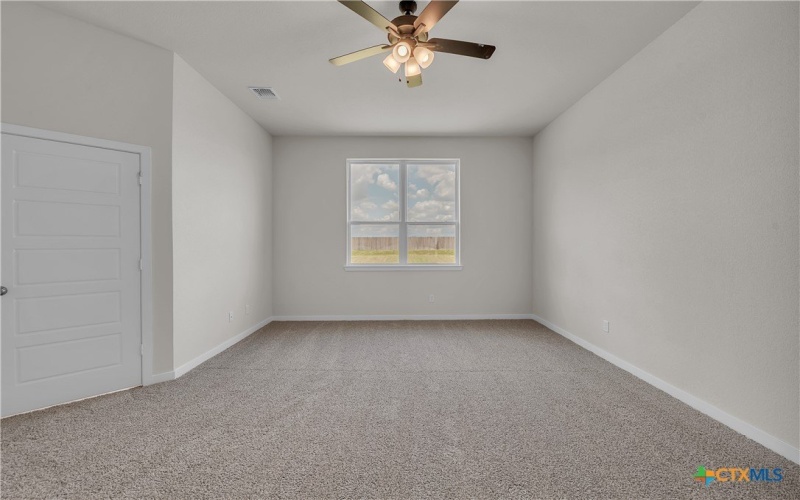1824 Ember Drive, Temple, TX 76502, 4 Bedrooms Bedrooms, ,3 BathroomsBathrooms,Residential,For Sale,1824 Ember Drive,0,564518