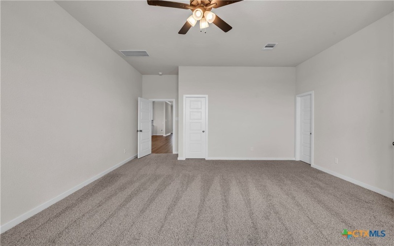 1824 Ember Drive, Temple, TX 76502, 4 Bedrooms Bedrooms, ,3 BathroomsBathrooms,Residential,For Sale,1824 Ember Drive,0,564518