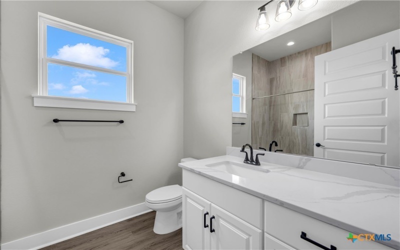 107 Draper Lane, Bertram, TX 78605, 5 Bedrooms Bedrooms, ,2 BathroomsBathrooms,Residential,For Sale,107 Draper Lane,565561