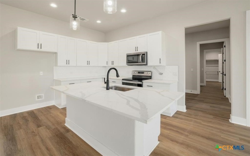111 Draper Lane, Bertram, TX 78605, 4 Bedrooms Bedrooms, ,2 BathroomsBathrooms,Residential,For Sale,111 Draper Lane,565562