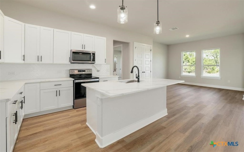111 Draper Lane, Bertram, TX 78605, 4 Bedrooms Bedrooms, ,2 BathroomsBathrooms,Residential,For Sale,111 Draper Lane,565562