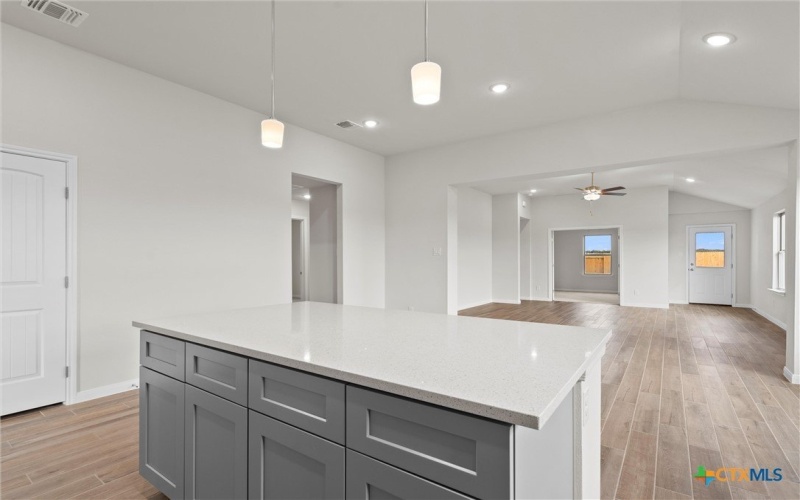 134 Arena Drive, Liberty Hill, TX 78642, 3 Habitaciones Habitaciones , ,2 BañosBaños,Residential,En Venta,134 Arena Drive,565914