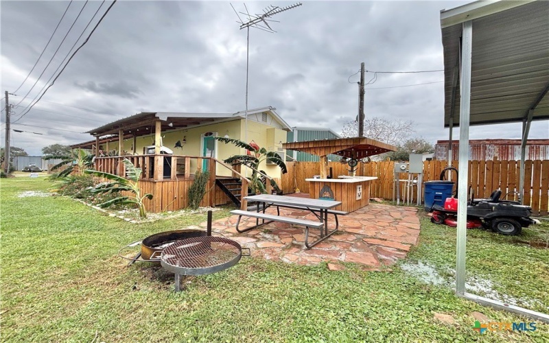 804 W Madison Avenue, Port O'Connor, TX 77982, 1 Bedroom Bedrooms, ,1 BathroomBathrooms,Residential,For Sale,804 W Madison Avenue,566167
