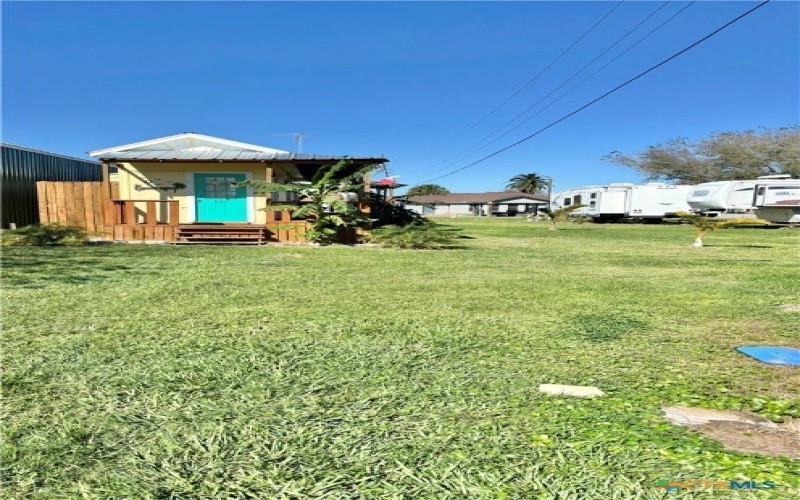 804 W Madison Avenue, Port O'Connor, TX 77982, 1 Bedroom Bedrooms, ,1 BathroomBathrooms,Residential,For Sale,804 W Madison Avenue,566167