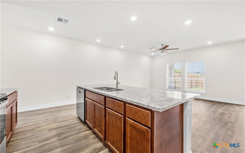 1154 Lindsey Drive, Copperas Cove, TX 76522, 3 Bedrooms Bedrooms, ,Residential,For Sale,1154 Lindsey Drive,566428