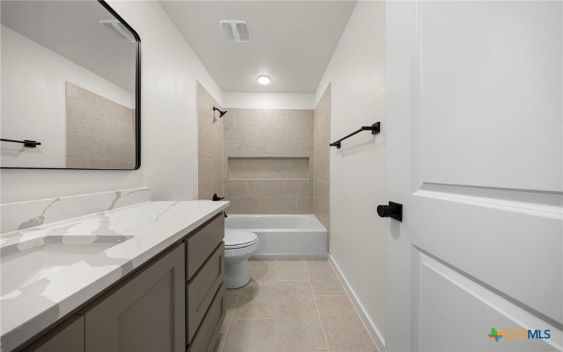 1215 Iron Horse Drive, Killeen, TX 76549, 4 Bedrooms Bedrooms, ,2 BathroomsBathrooms,Residential,For Sale,1215 Iron Horse Drive,568204