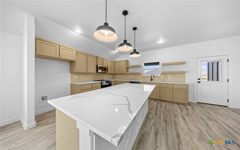 1217 Iron Horse Drive, Killeen, TX 76549, 4 Bedrooms Bedrooms, ,2 BathroomsBathrooms,Residential,For Sale,1217 Iron Horse Drive,568206
