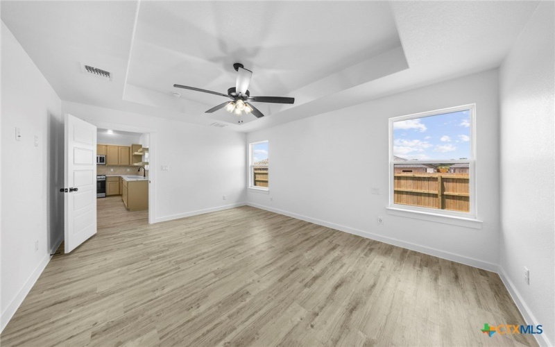 1217 Iron Horse Drive, Killeen, TX 76549, 4 Bedrooms Bedrooms, ,2 BathroomsBathrooms,Residential,For Sale,1217 Iron Horse Drive,568206