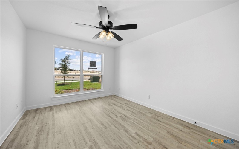 1217 Iron Horse Drive, Killeen, TX 76549, 4 Bedrooms Bedrooms, ,2 BathroomsBathrooms,Residential,For Sale,1217 Iron Horse Drive,568206