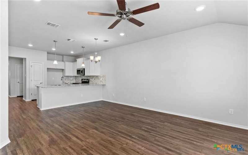 1202 Lexington Drive, Copperas Cove, TX 76522, 3 Habitaciones Habitaciones , ,Residential,En Venta,1202 Lexington Drive,574190