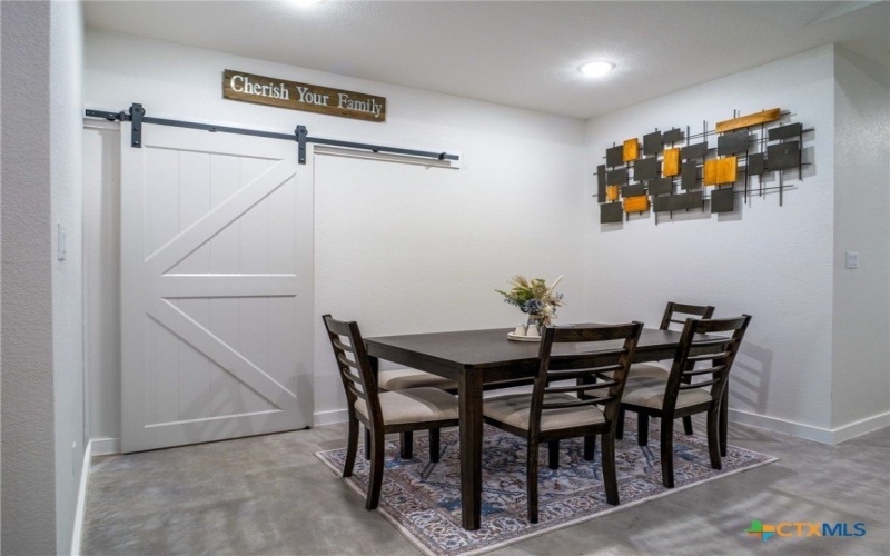 307 Cedarhill Drive, Granite Shoals, TX 78654, 3 Habitaciones Habitaciones , ,2 BañosBaños,Residential,En Venta,307 Cedarhill Drive,569093