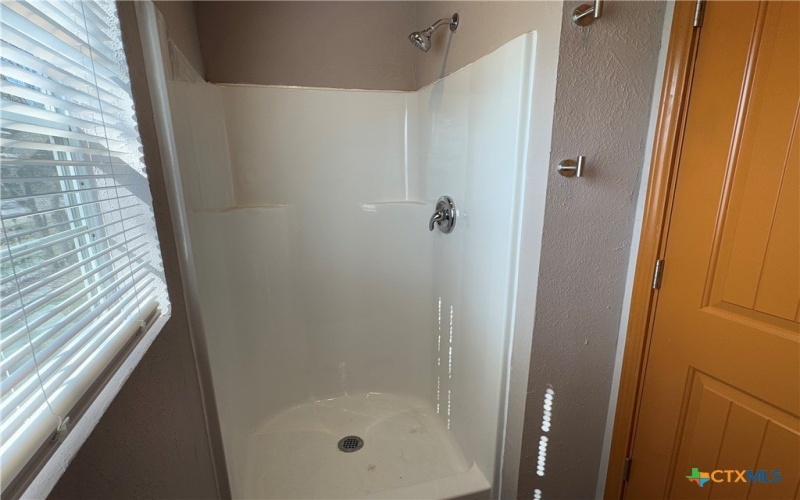 400 E Mignonette Street, Kosse, TX 76653, 1 Bedroom Bedrooms, ,1 BathroomBathrooms,Residential,For Sale,400 E Mignonette Street,569095