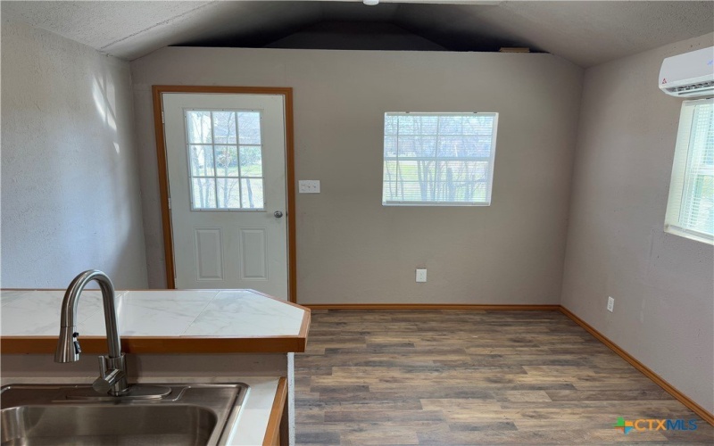400 E Mignonette Street, Kosse, TX 76653, 1 Bedroom Bedrooms, ,1 BathroomBathrooms,Residential,For Sale,400 E Mignonette Street,569095