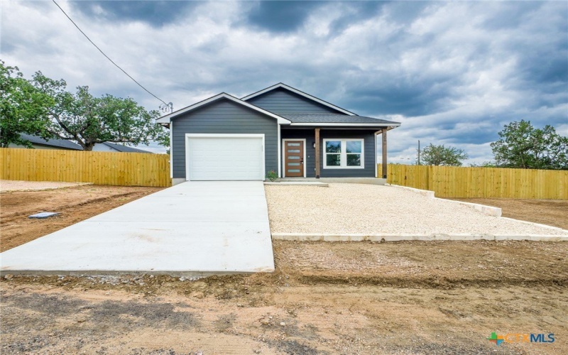 306 Hilldale Drive, Granite Shoals, TX 78654, 3 Habitaciones Habitaciones , ,2 BañosBaños,Residential,En Venta,306 Hilldale Drive,569096
