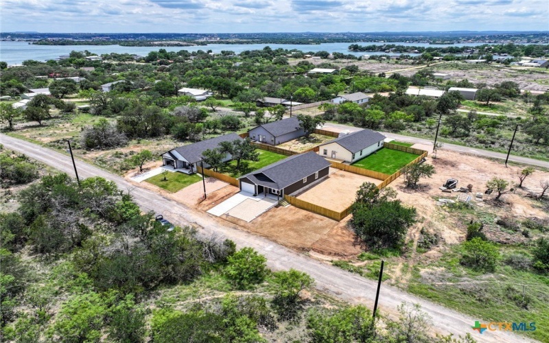 306 Hilldale Drive, Granite Shoals, TX 78654, 3 Habitaciones Habitaciones , ,2 BañosBaños,Residential,En Venta,306 Hilldale Drive,569096