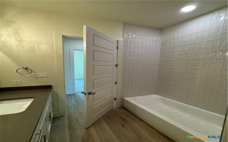 5903 Whippoorwill Road, Temple, TX 76502, 4 Bedrooms Bedrooms, ,3 BathroomsBathrooms,Residential,For Sale,5903 Whippoorwill Road,569260