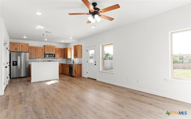 913 Blane Circle, Lampasas, TX 76550, 3 Habitaciones Habitaciones , ,2 BañosBaños,Residential,En Venta,913 Blane Circle,0,574273