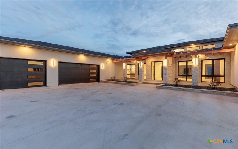 6425 RR RANCH RD 962 W, Round Mountain, TX 98663, 4 Bedrooms Bedrooms, ,5 BathroomsBathrooms,Residential,For Sale,6425 RR RANCH RD 962 W,574319