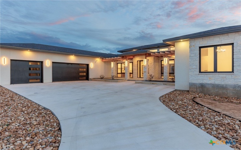 6425 RR RANCH RD 962 W, Round Mountain, TX 98663, 4 Bedrooms Bedrooms, ,5 BathroomsBathrooms,Residential,For Sale,6425 RR RANCH RD 962 W,574319