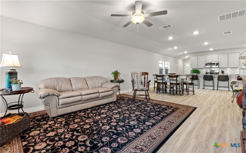 416 View Drive, Georgetown, TX 78628, 3 Bedrooms Bedrooms, ,2 BathroomsBathrooms,Residential,For Sale,416 View Drive,569729