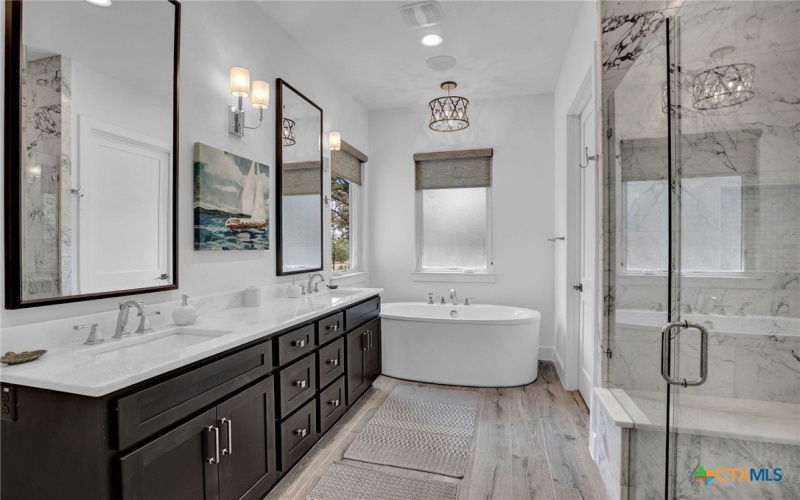 1728 Chardonnay, New Braunfels, TX 78132, 4 Bedrooms Bedrooms, ,3 BathroomsBathrooms,Residential,For Sale,1728 Chardonnay,569985