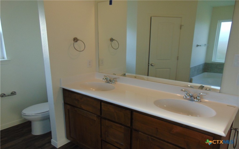 3204 Salt Fork Drive, Killeen, TX 76549, 4 Bedrooms Bedrooms, ,2 BathroomsBathrooms,Residential,For Sale,3204 Salt Fork Drive,570286