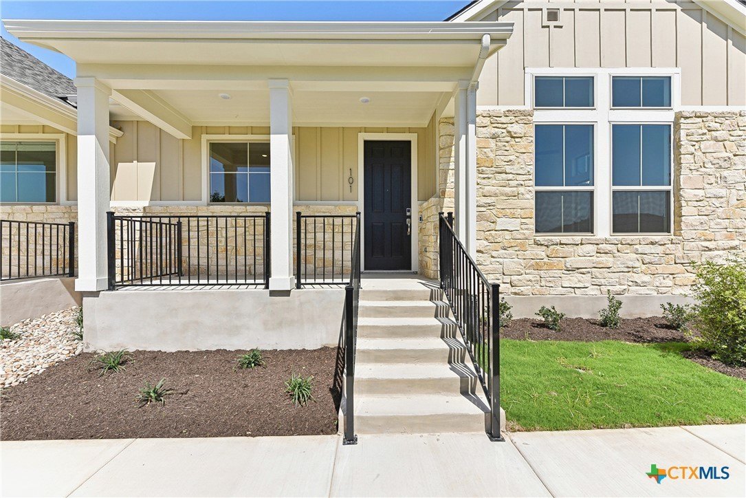 139 Stewart Drive #101, San Marcos, TX 78666, 3 Bedrooms Bedrooms, ,2 BathroomsBathrooms,Residential,For Sale,139 Stewart Drive,570871