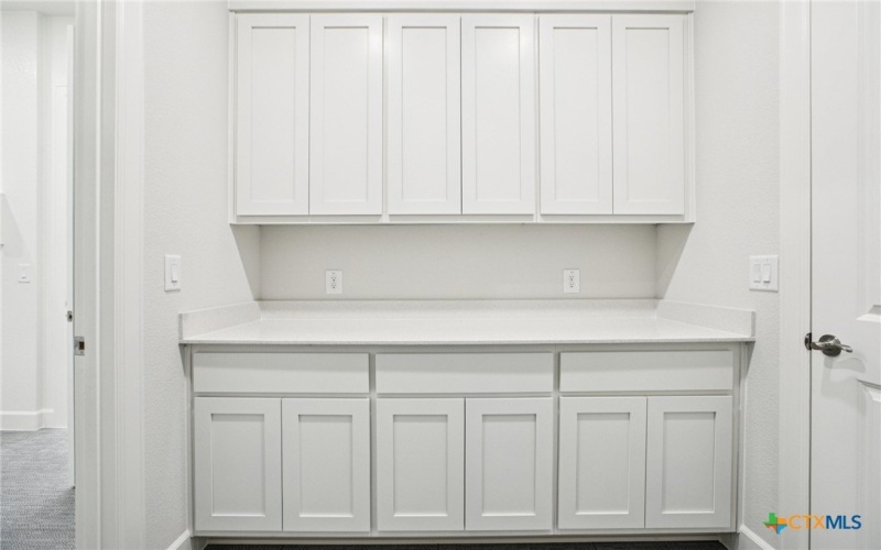 1520 Dancing Oak Lane, San Marcos, TX 78666, 2 Habitaciones Habitaciones , ,2 BañosBaños,Residential,En Venta,1520 Dancing Oak Lane,0,570890