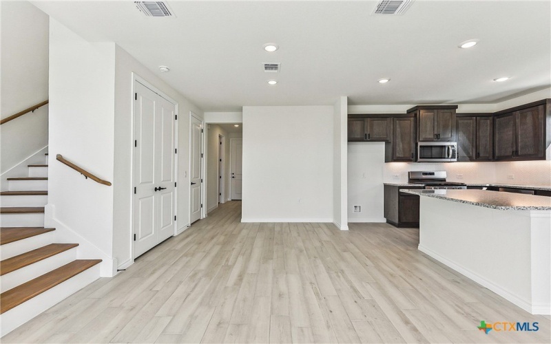 107 Maceo Way #101, San Marcos, TX 78666, 3 Bedrooms Bedrooms, ,2 BathroomsBathrooms,Residential,For Sale,107 Maceo Way,570928