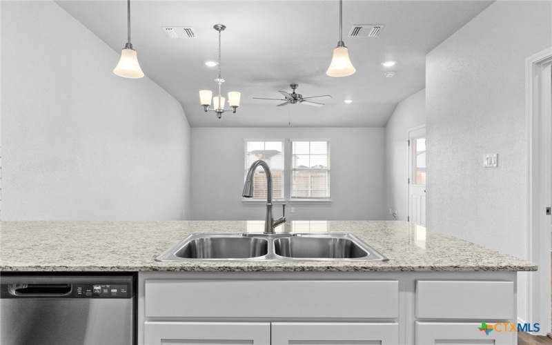 1234 Lexington Drive, Copperas Cove, TX 76522, 3 Habitaciones Habitaciones , ,Residential,En Venta,1234 Lexington Drive,571192